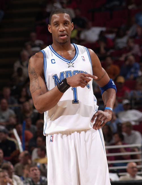 凯尔特人球星杰伦·布朗因辱骂裁判被罚35万美元，罚款如他所愿