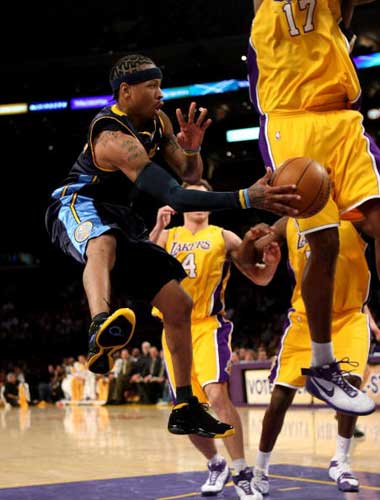 意甲俱乐部球衣胸前广告赞助费TOP10：米兰双雄3000万并列第1