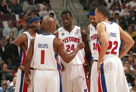 达比修有在对阵休斯顿太空人时，仅差一颗好球即达成完全比赛，遗憾遭破功