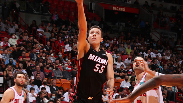 MLB联盟加强青少年棒球推广